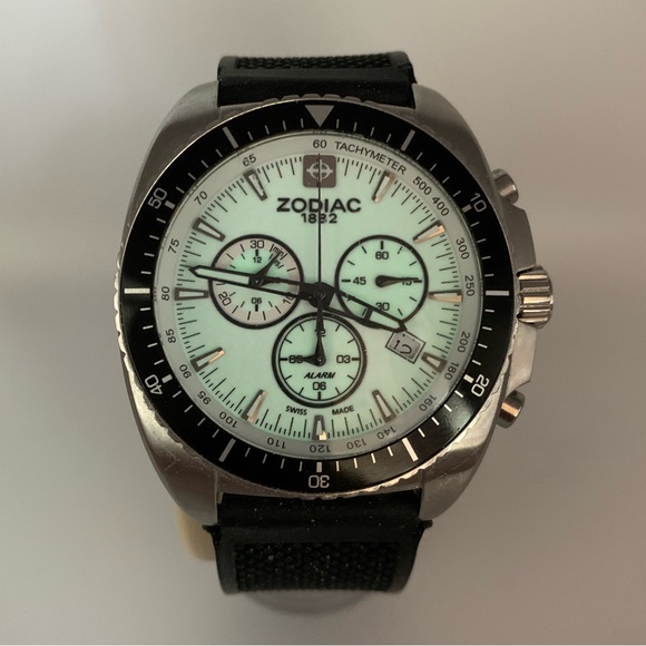 Zodiac Speed Dragon Alarm Chronograph Wristwatch - Picture 8 of 8